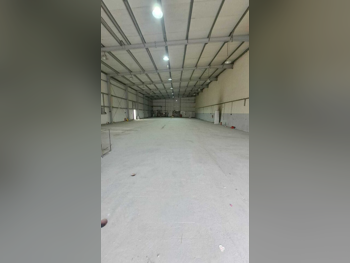 مخازن و مستودعات - الوكرة  - بركة العوامر  -المساحة: 2000 متر مربع