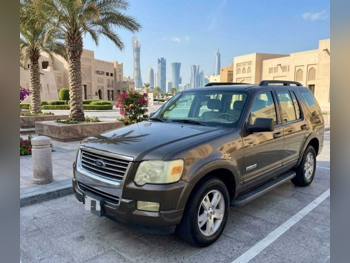 فورد  اكسبلورر  اكس ال تي  2008  اوتوماتيك  250,000 كم  6 سلندر  دفع رباعي  اس يو في  أسود & بني