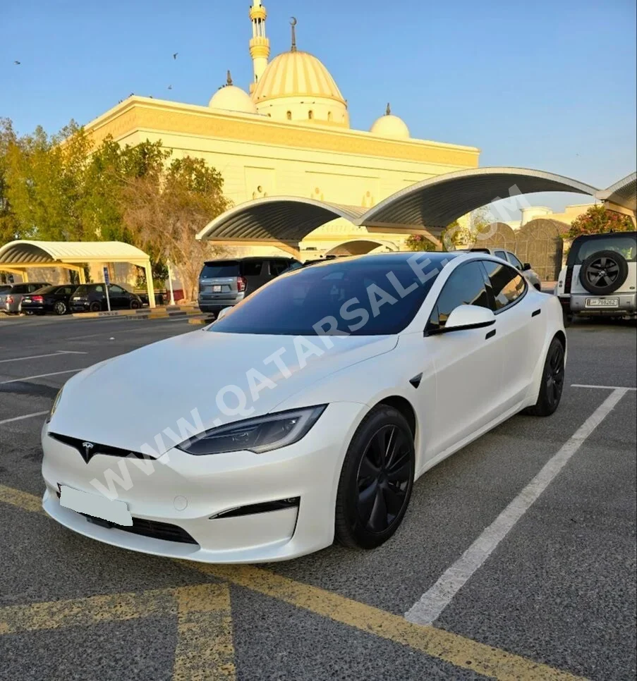 Tesla Model S Plaid 2024 Automatic 28,000 Km 0 Cylinder All Wheel Drive (AWD) Sedan White With Warranty