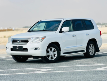 Lexus  LX  570  2009  Automatic  508,000 Km  8 Cylinder  Four Wheel Drive (4WD)  SUV  White