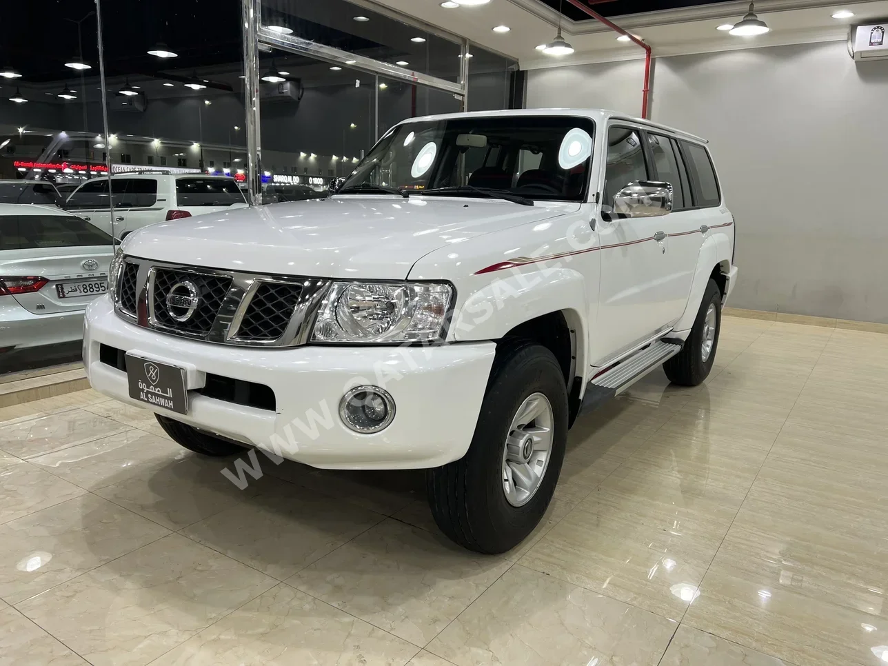 Nissan  Patrol  Safari  2016  Manual  199,000 Km  6 Cylinder  Four Wheel Drive (4WD)  SUV  White