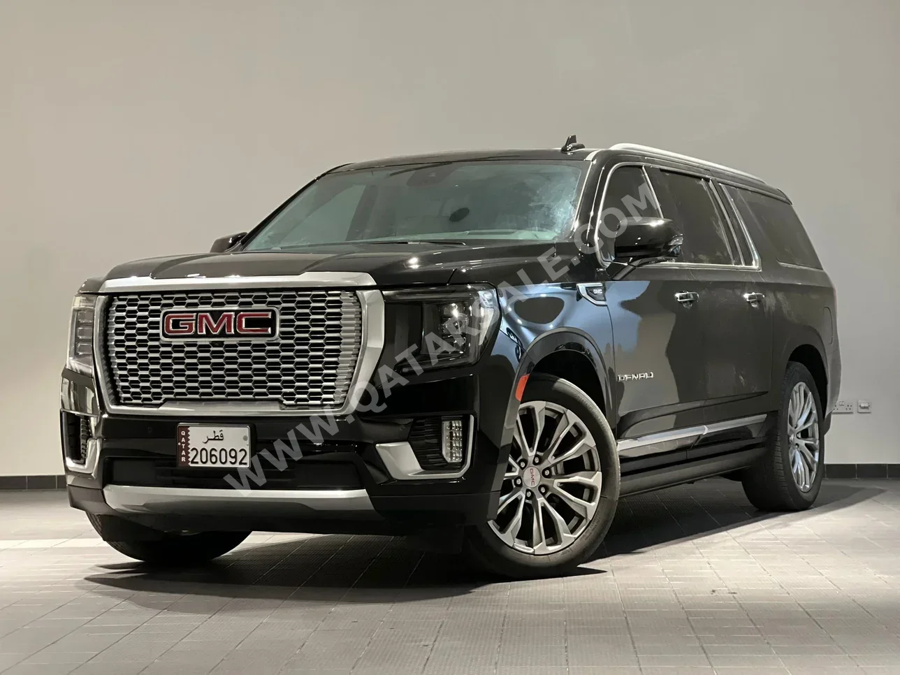 GMC  Yukon  Denali  2023  Automatic  64,800 Km  8 Cylinder  Four Wheel Drive (4WD)  SUV  Black