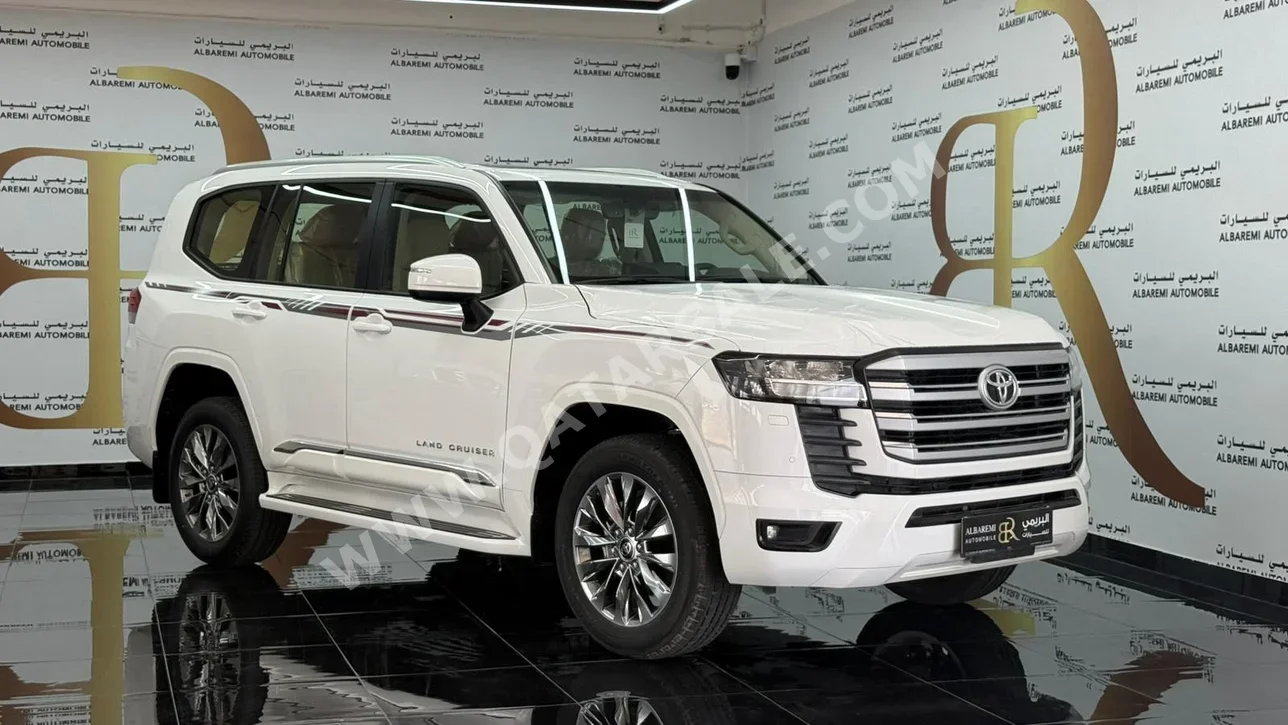 Toyota  Land Cruiser  GXR  2025  Automatic  0 Km  6 Cylinder  Four Wheel Drive (4WD)  SUV  White  With Warranty