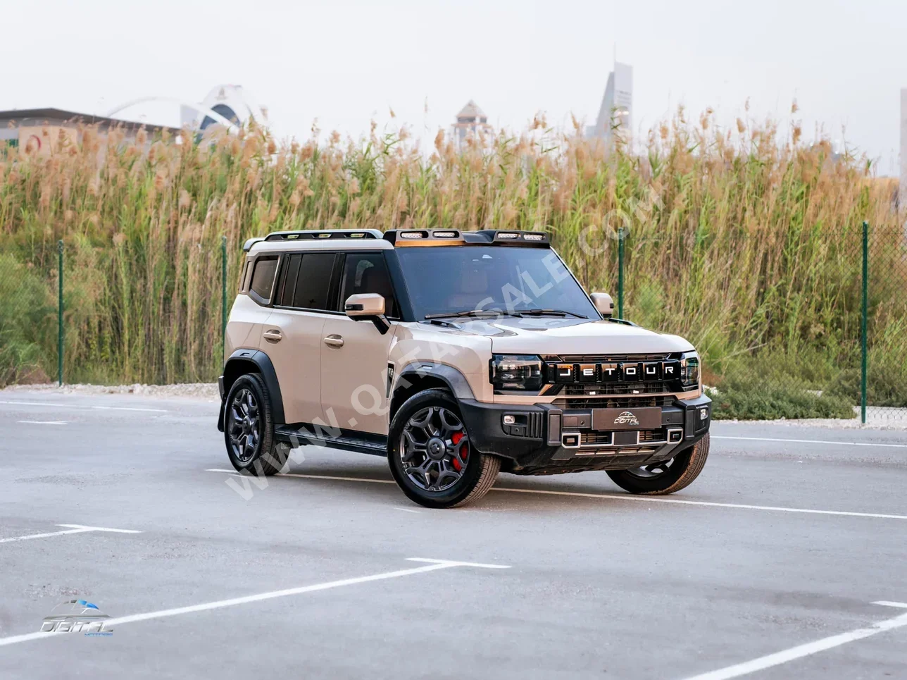 Jetour T2 Luxury 2024 Automatic 72,800 Km 4 Cylinder Four Wheel Drive (4WD) SUV Beige