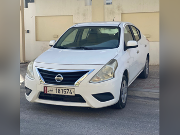 نيسان  صني  2019  اوتوماتيك  155,000 كم  4 سلندر  سحب امامي  سيدان  أبيض