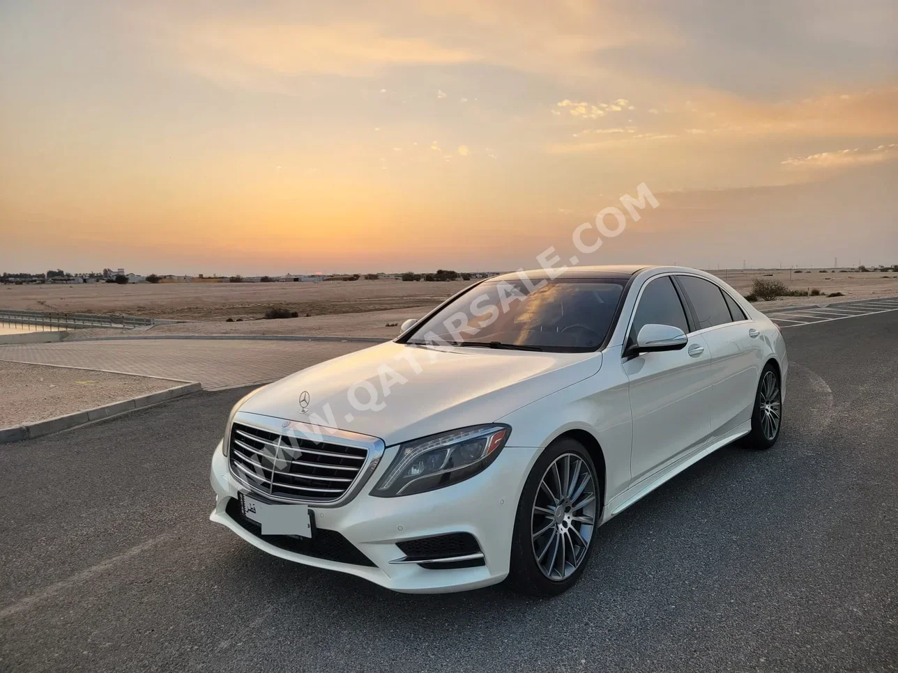 Mercedes-Benz  S-Class  500  2015  Automatic  158,000 Km  8 Cylinder  Rear Wheel Drive (RWD)  Sedan  White