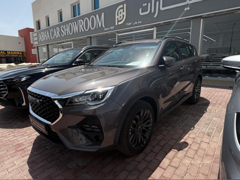 جيتور  اكس 70  2025  اوتوماتيك  0 كم  4 سلندر  دفع كلي مستمر  اس يو في  بني  تحت الضمان