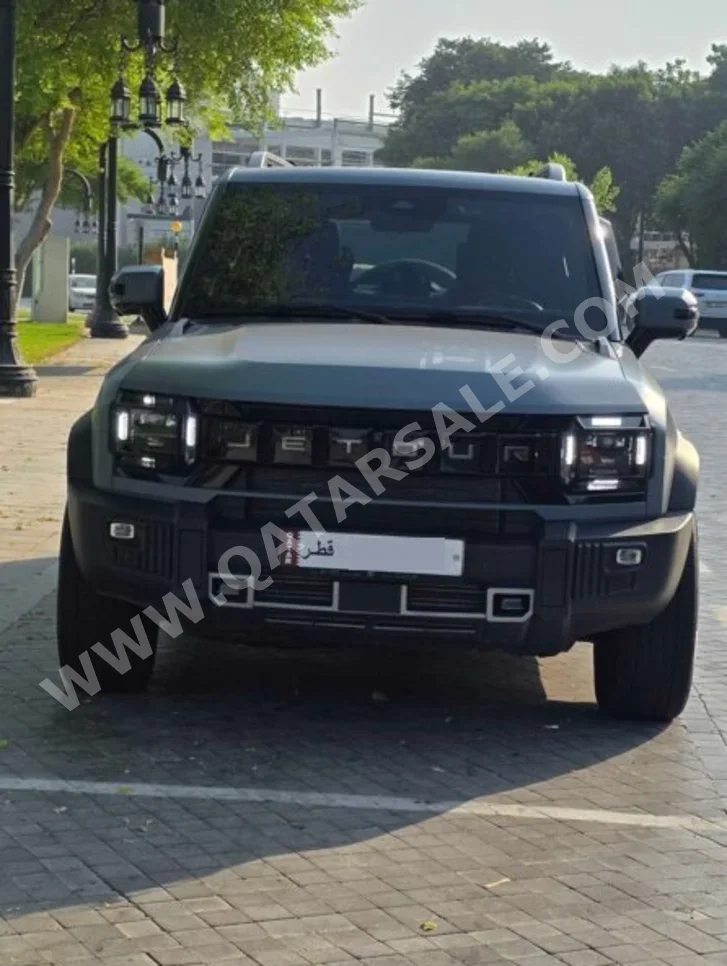 Jetour  T2  Luxury  2025  Automatic  35,000 Km  6 Cylinder  Four Wheel Drive (4WD)  SUV  Sky Blue  With Warranty