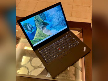 أجهزة الكمبيوتر المحمولة لينوفو - ثينك باد - أسود - ويندوز 11 - انتيل - كور اي 5 -الذاكرة (رام): 8 جيجابابت