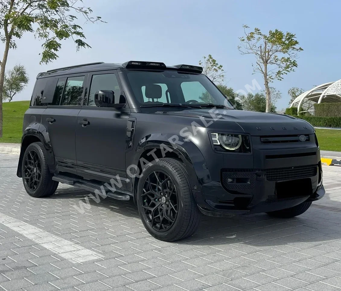 Land Rover  Defender  110 HSE  2023  Automatic  107,000 Km  6 Cylinder  Four Wheel Drive (4WD)  SUV  Black Matte