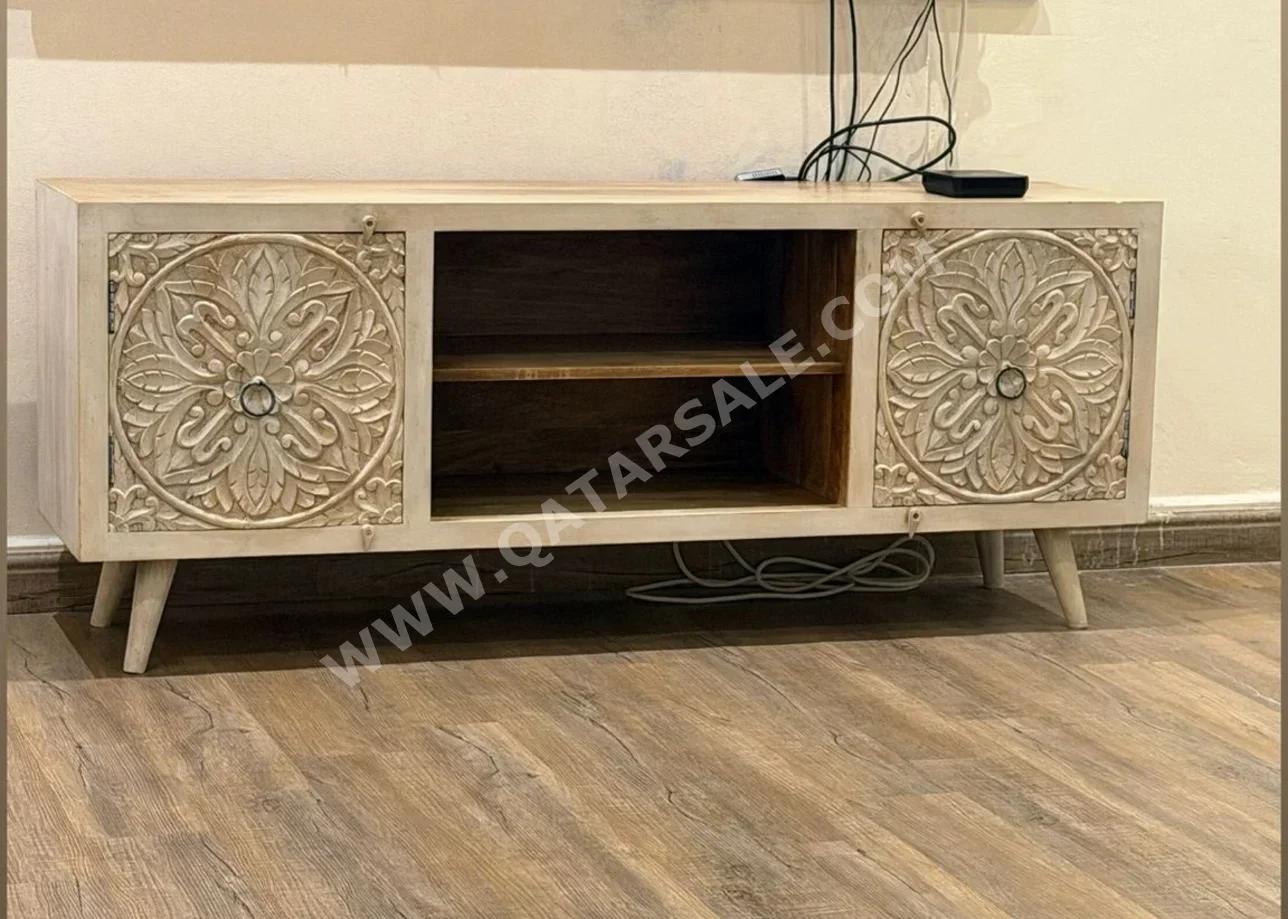 TV Bench  - Beige
