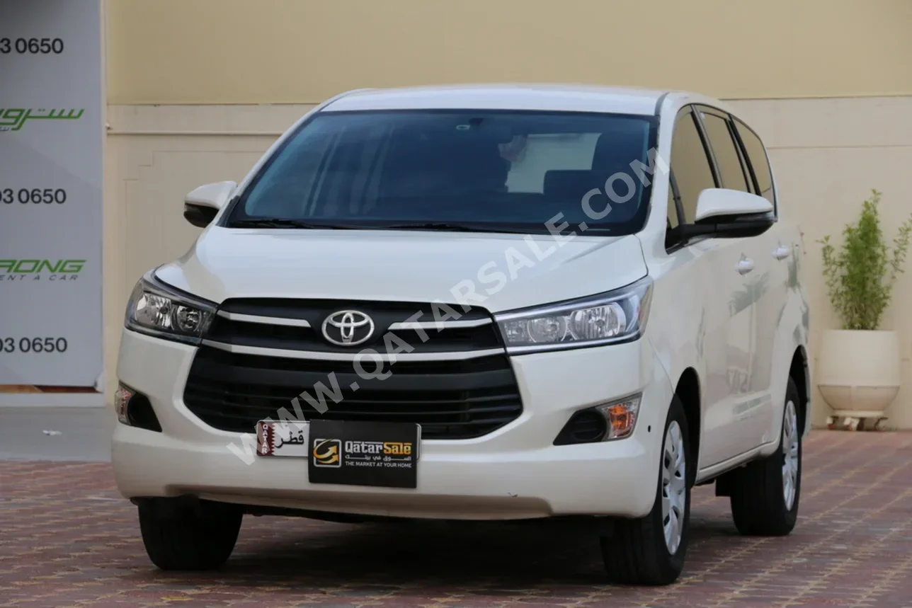 Toyota  Innova  2021  Automatic  94,000 Km  4 Cylinder  Front Wheel Drive (FWD)  Van / Bus  Pearl