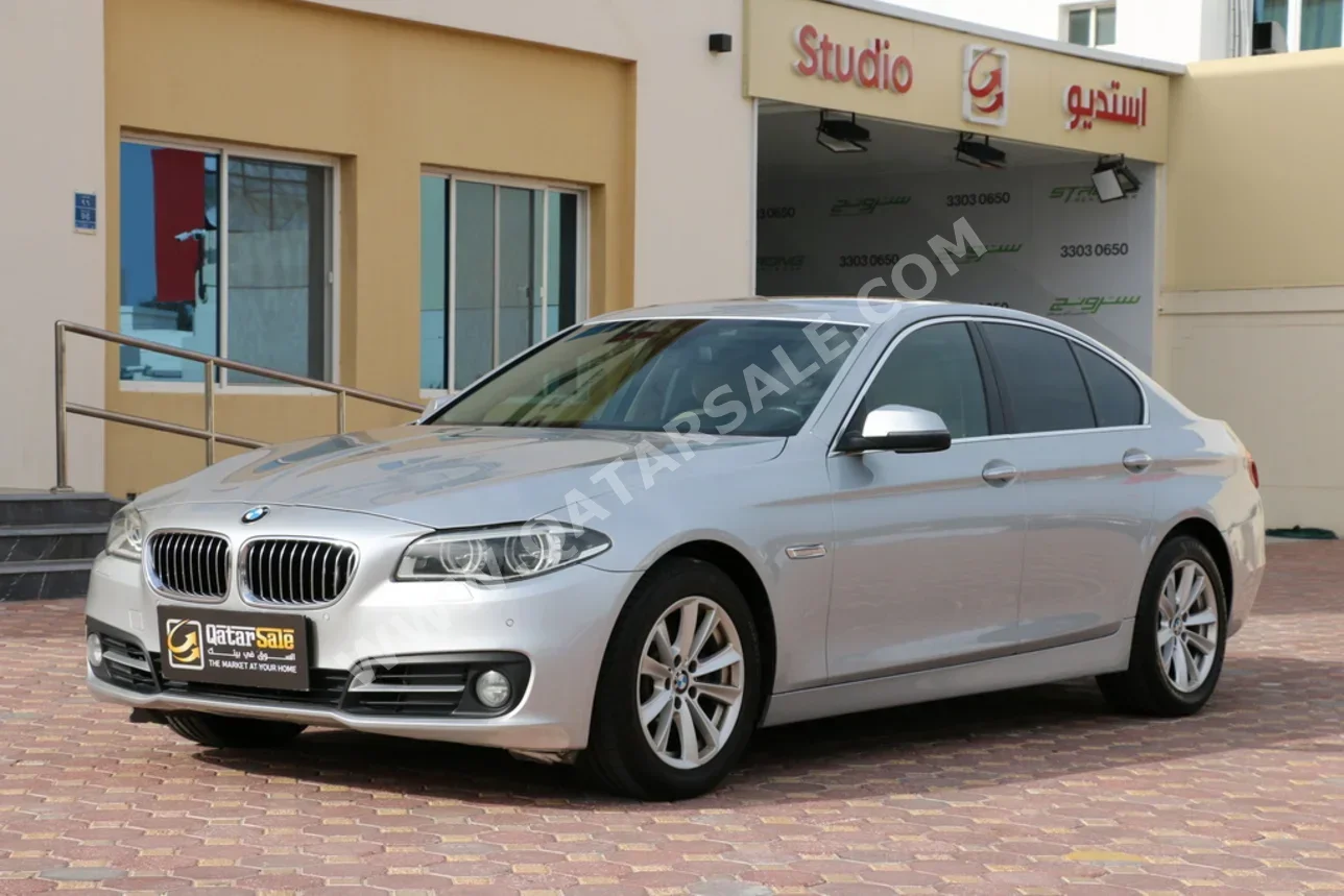 BMW 5-Series 520i 2015 Automatic 125,000 Km 4 Cylinder Rear Wheel Drive (RWD) Sedan Silver