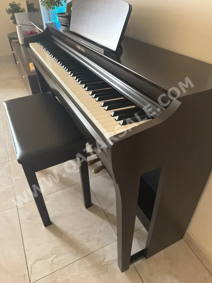 بيانو بيانو ياماها