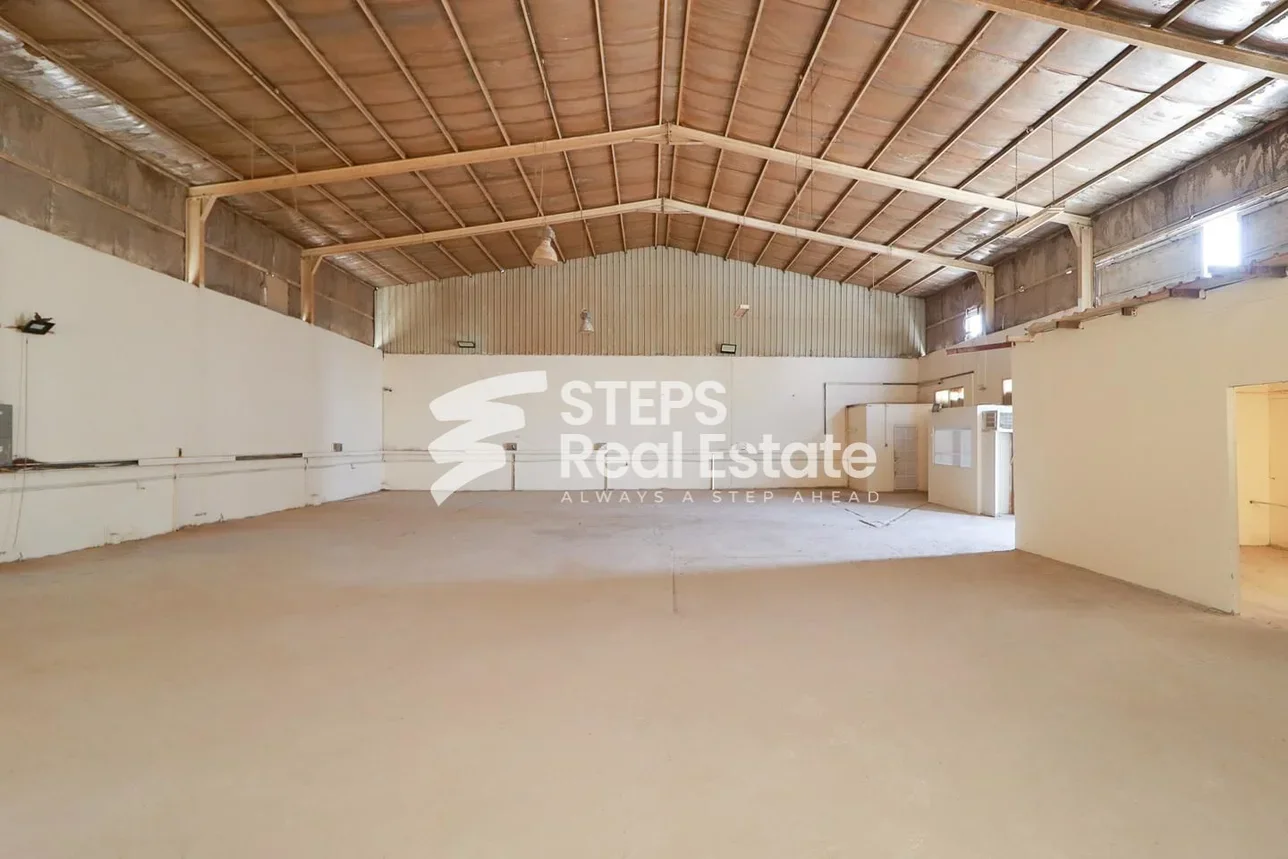 Warehouses & Stores - Al Rayyan  - Industrial Area  -Area Size: 500 Square Meter