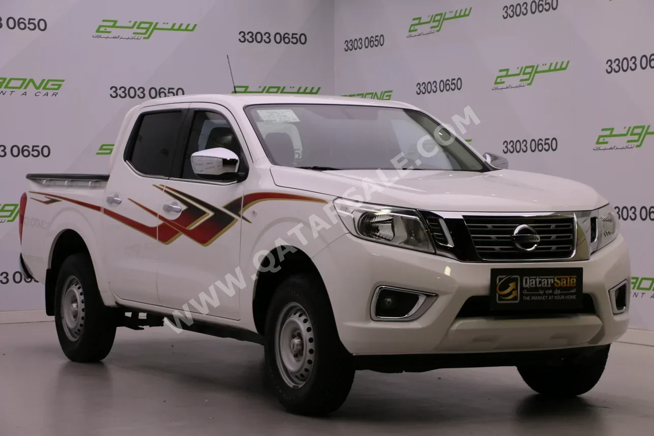 Nissan  Navara  2022  Automatic  48,000 Km  4 Cylinder  Rear Wheel Drive (RWD)  Pick Up  White