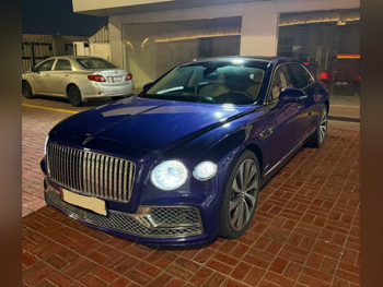 Bentley  Continental  Flying Spur  2020  Automatic  4,200 Km  12 Cylinder  All Wheel Drive (AWD)  Sedan  Blue