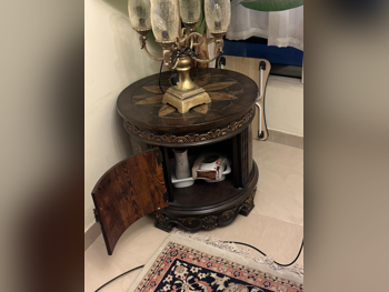 الطاولات والخزائن الجانبية طقم من 3 قطع - بنى