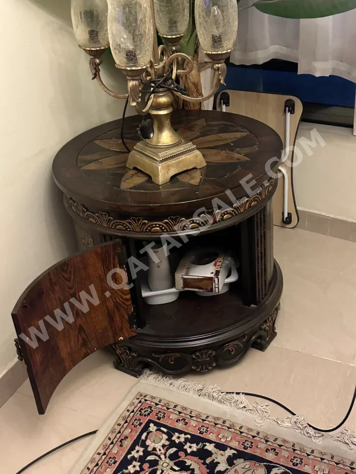 الطاولات والخزائن الجانبية طقم من 3 قطع - بنى