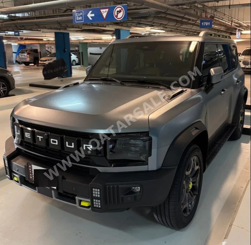 Jetour  T2  Luxury Plus  2025  Automatic  9,000 Km  4 Cylinder  All Wheel Drive (AWD)  SUV  Gray Matte  With Warranty