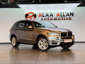 بي ام دبليو  الفئة - اكس  اكس 5  2018  اوتوماتيك  110,000 كم  6 سلندر  دفع رباعي  اس يو في  فضي