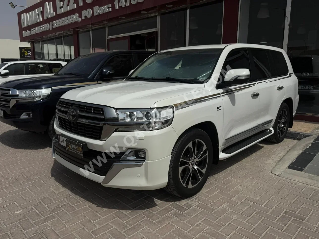 تويوتا لاند كروزر في اكس ار 2021 اوتوماتيك 245,000 كم 8 سلندر دفع رباعي اس يو في أبيض