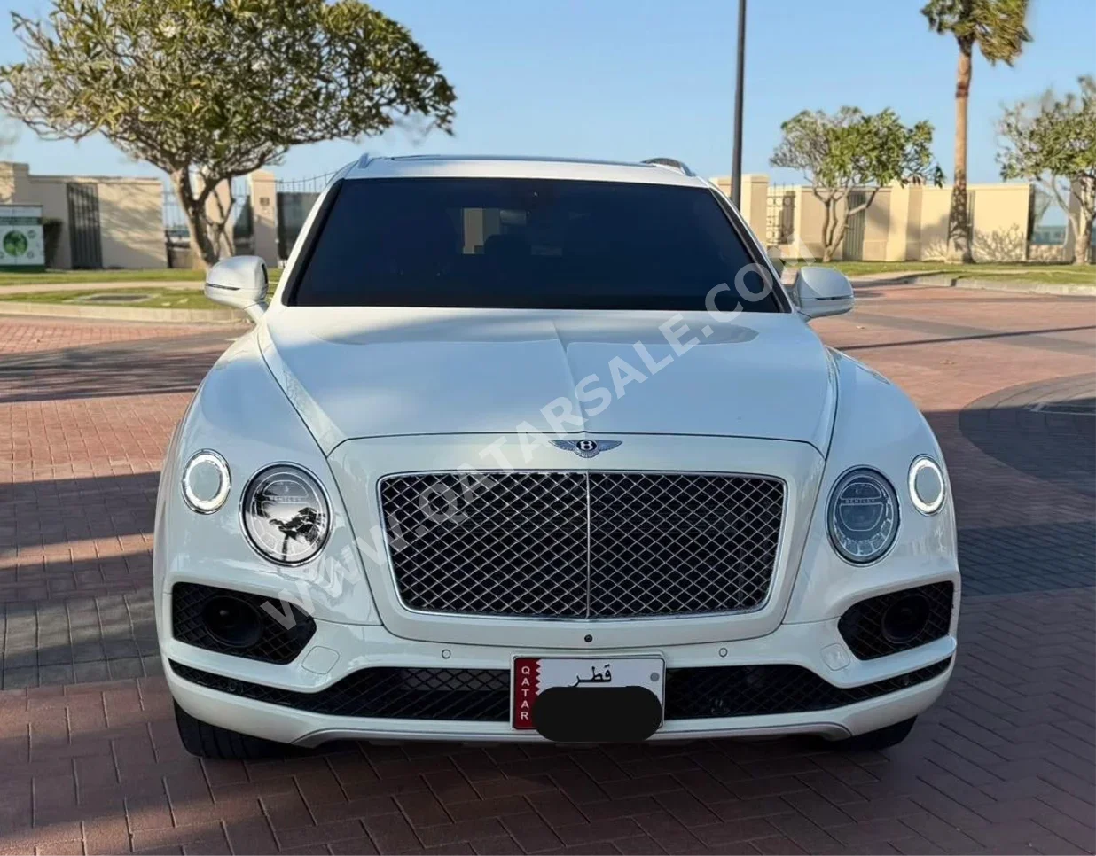 Bentley  Bentayga  2017  Automatic  51,000 Km  12 Cylinder  Four Wheel Drive (4WD)  SUV  White