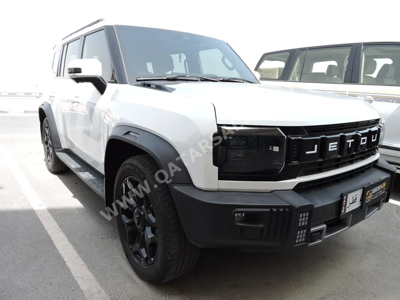 Jetour  T2  Luxury Plus  2025  Automatic  23,000 Km  4 Cylinder  Four Wheel Drive (4WD)  SUV  White  With Warranty