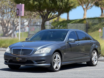 Mercedes-Benz  S-Class  500  2011  Automatic  155,000 Km  8 Cylinder  Rear Wheel Drive (RWD)  Sedan  Gray
