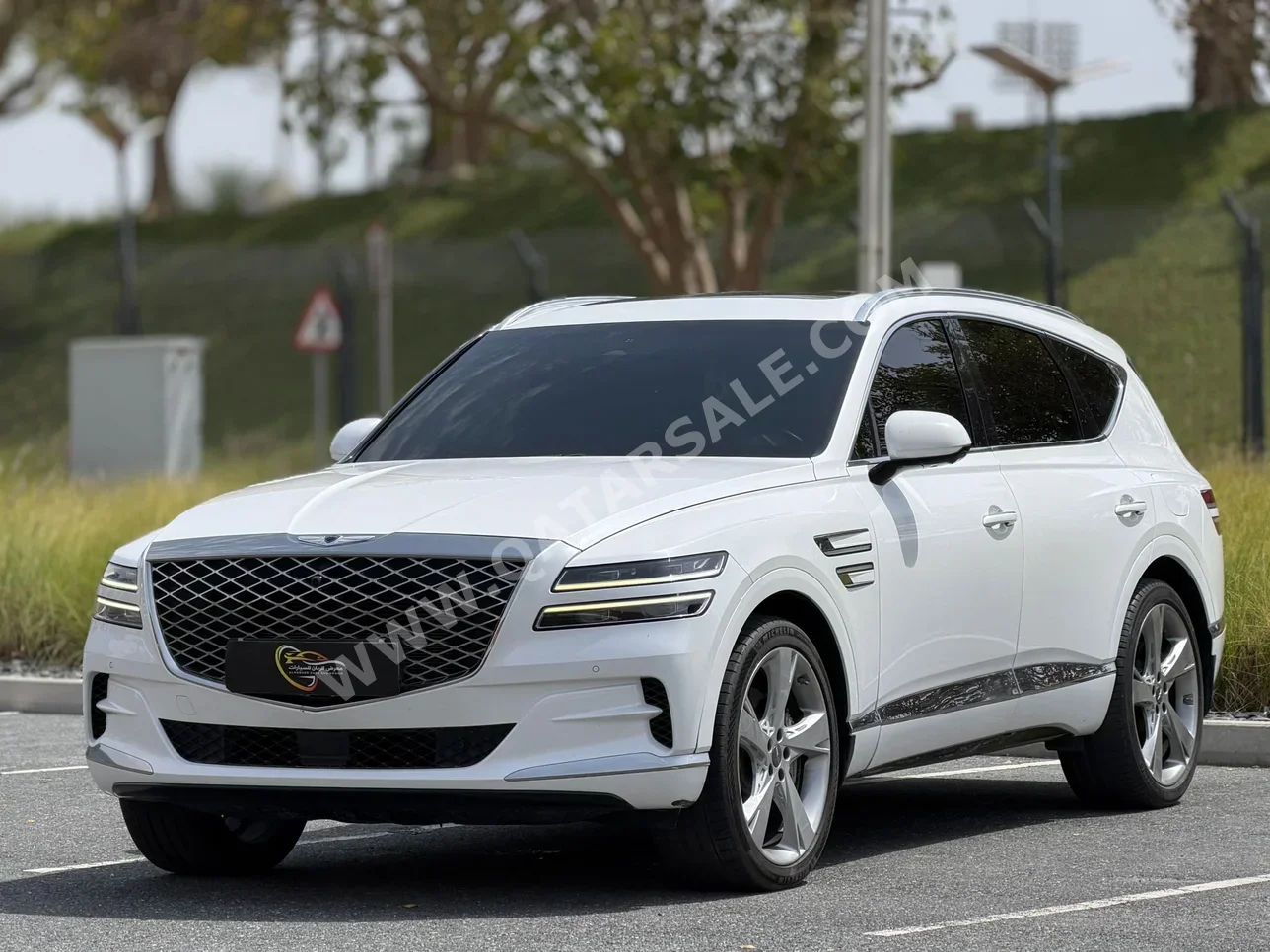 Genesis  GV 80  2021  Automatic  102,000 Km  6 Cylinder  Four Wheel Drive (4WD)  SUV  White