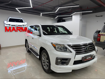 لكزس  ال اكس  570 اس  2014  اوتوماتيك  231,000 كم  8 سلندر  دفع رباعي  اس يو في  أبيض