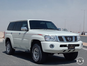 Nissan  Patrol  Safari  2021  Automatic  35,000 Km  6 Cylinder  Four Wheel Drive (4WD)  SUV  White
