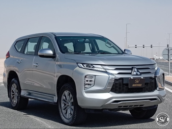 Mitsubishi  Pajero  Montero Sport  2022  Automatic  54,000 Km  6 Cylinder  Four Wheel Drive (4WD)  SUV  Silver