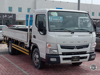 Mitsubishi  Fuso Canter  2022  Manual  52,000 Km  4 Cylinder  Rear Wheel Drive (RWD)  Pick Up  White