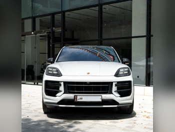 Porsche  Cayenne  Turbo GT  2025  Automatic  19,000 Km  8 Cylinder  Four Wheel Drive (4WD)  SUV  White  With Warranty
