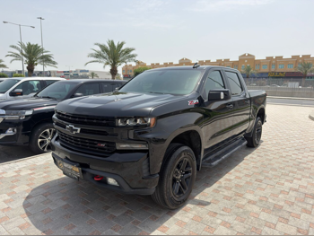شفروليه  سلفرادو  تريل بووز  2021  اوتوماتيك  90,000 كم  8 سلندر  دفع رباعي  بيكب  أسود  تحت الضمان