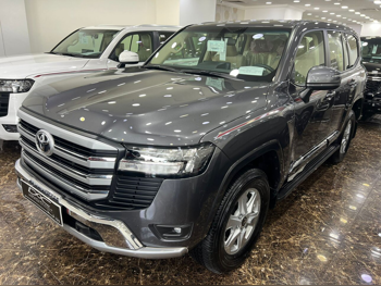 Toyota  Land Cruiser  GXR  2025  Automatic  0 Km  6 Cylinder  Four Wheel Drive (4WD)  SUV  Gray  With Warranty