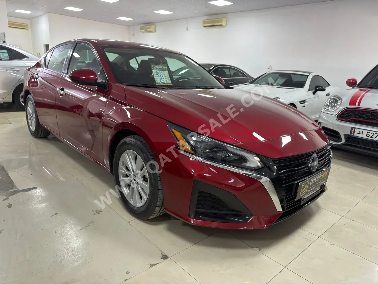 نيسان  ألتيما  2023  اوتوماتيك  23,000 كم  4 سلندر  سحب امامي  سيدان  أحمر