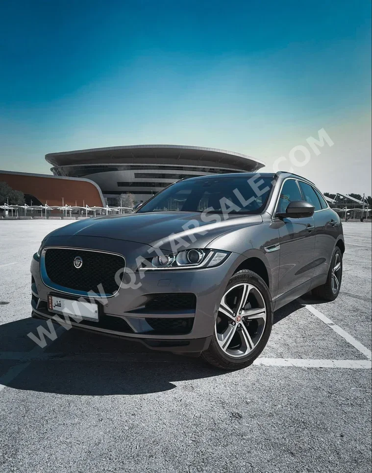 جاكوار  اف - بيس  2019  اوتوماتيك  72,000 كم  4 سلندر  دفع رباعي  اس يو في  رمادي