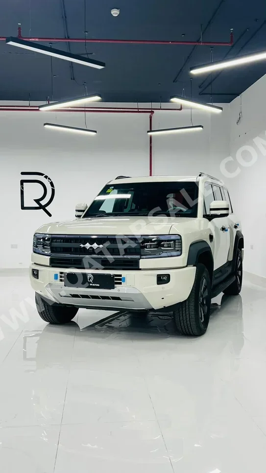 BYD  Leopard 5  Ultra 5  2026  Automatic  0 Km  4 Cylinder  Four Wheel Drive (4WD)  SUV  Off White