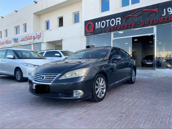 Lexus  ES  350  2010  Automatic  208,000 Km  6 Cylinder  Rear Wheel Drive (RWD)  Sedan  Black