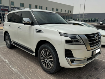 نيسان  باترول  بلاتنيوم  2020  اوتوماتيك  145,000 كم  8 سلندر  دفع رباعي  اس يو في  أبيض