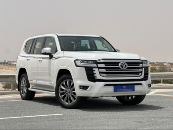 تويوتا  لاند كروزر  في اكس توين توربو  2025  اوتوماتيك  0 كم  6 سلندر  دفع رباعي  اس يو في  أبيض  تحت الضمان