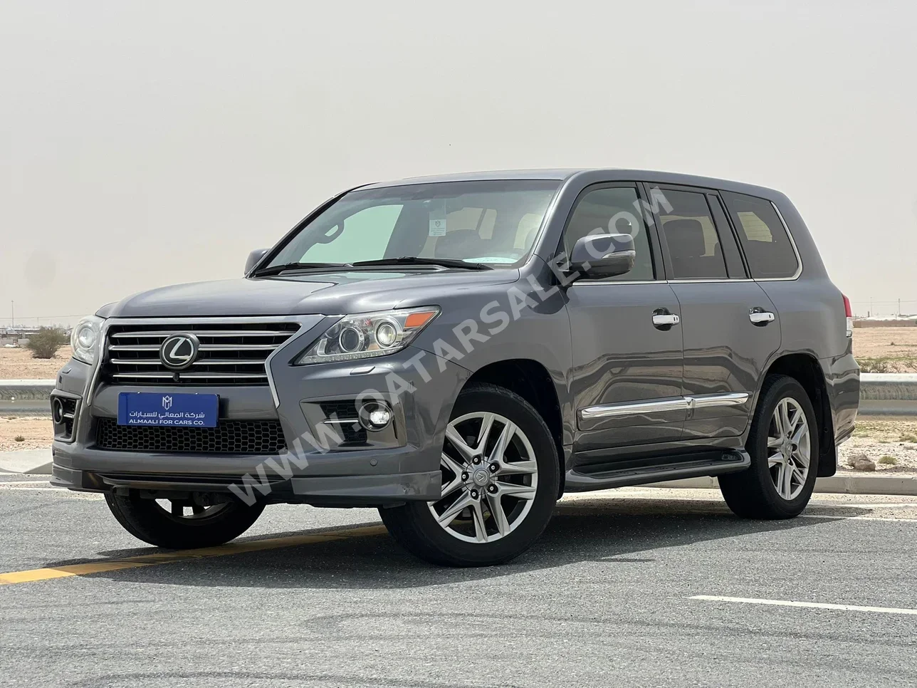 لكزس  ال اكس  570 اس  2015  اوتوماتيك  136,000 كم  8 سلندر  دفع رباعي  اس يو في  رمادي