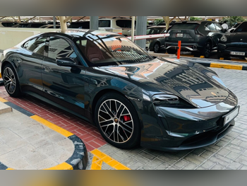 بورش  تايكن  4 اس  2021  اوتوماتيك  49,000 كم  0 سلندر  دفع خلفي  سيدان  رمادي ميتالك