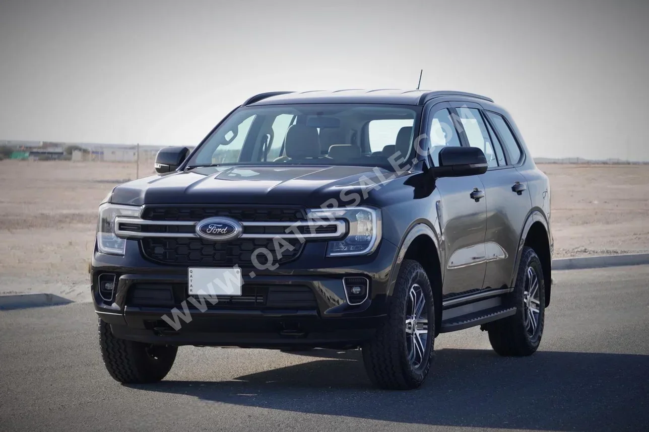 فورد افيرست 2025 اوتوماتيك 0 كم 4 سلندر دفع رباعي اس يو في أسود تحت الضمان