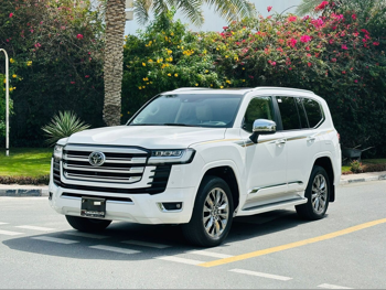 Toyota Land Cruiser VXR 6 Cylinder SUV 4x4 White 2024