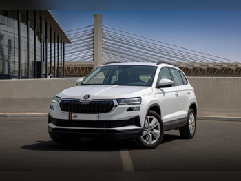 سكودا  كاروك  2025  اوتوماتيك  17,200 كم  4 سلندر  سحب امامي  اس يو في  أبيض  تحت الضمان