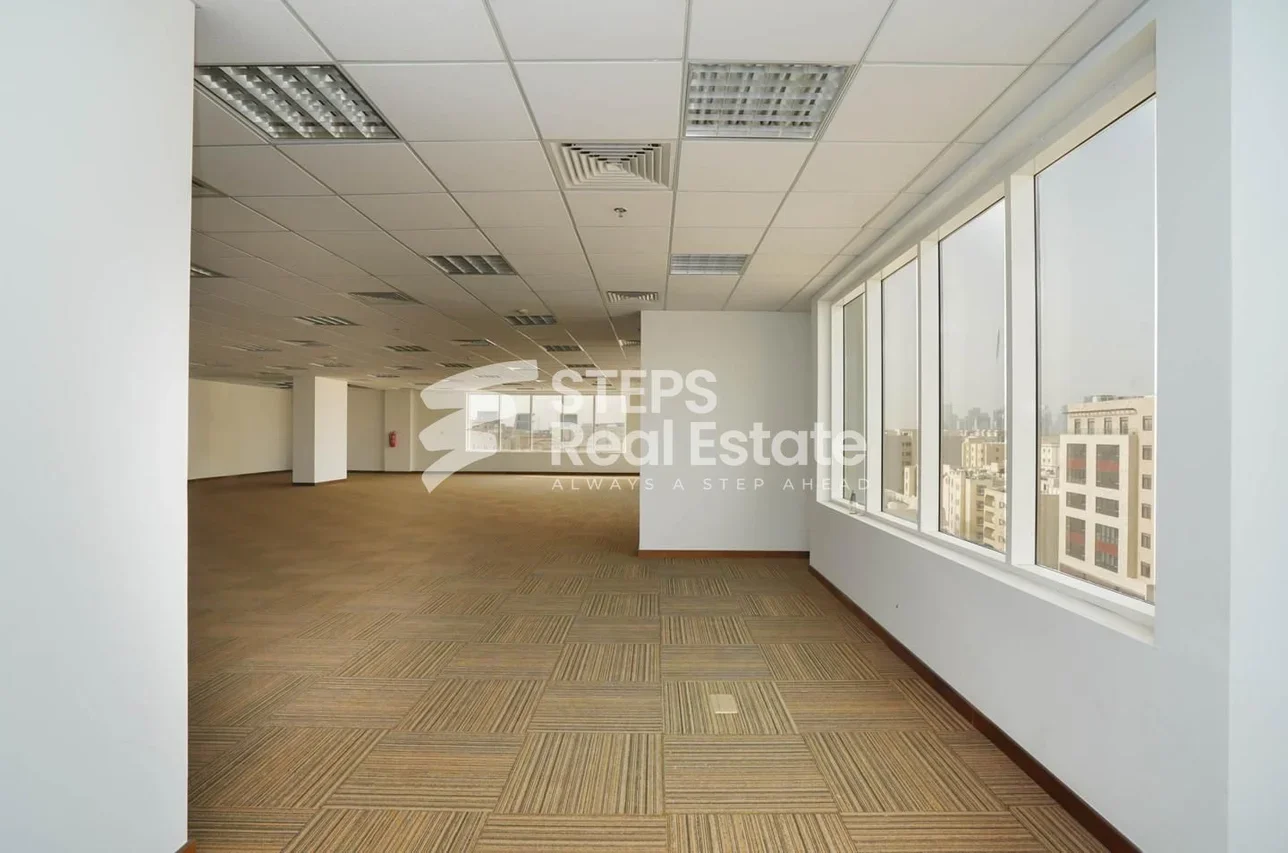 مكاتب تجارية - غير مفروشة  - الدوحة  - فريج بن محمود