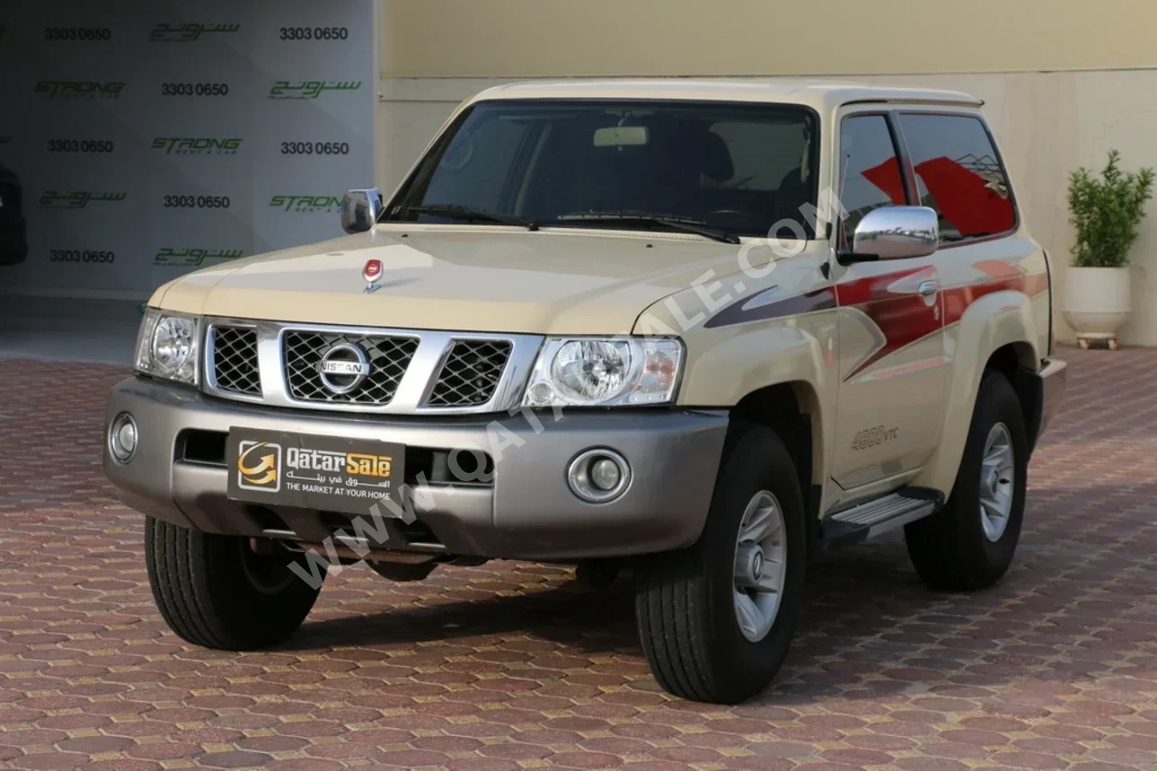 Nissan Patrol Safari 2016 Automatic 93,000 Km 6 Cylinder Four Wheel Drive (4WD) SUV Beige